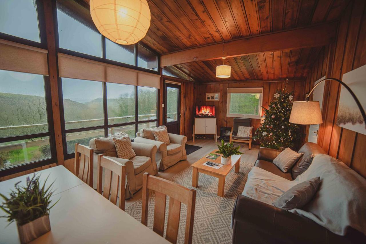 Timber Hill Self Catering Cedar Lodges Broad Haven Εξωτερικό φωτογραφία