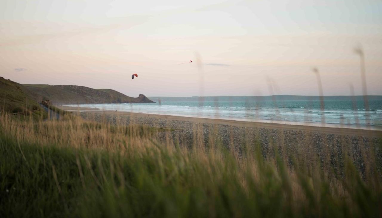Timber Hill Self Catering Cedar Lodges Broad Haven Εξωτερικό φωτογραφία