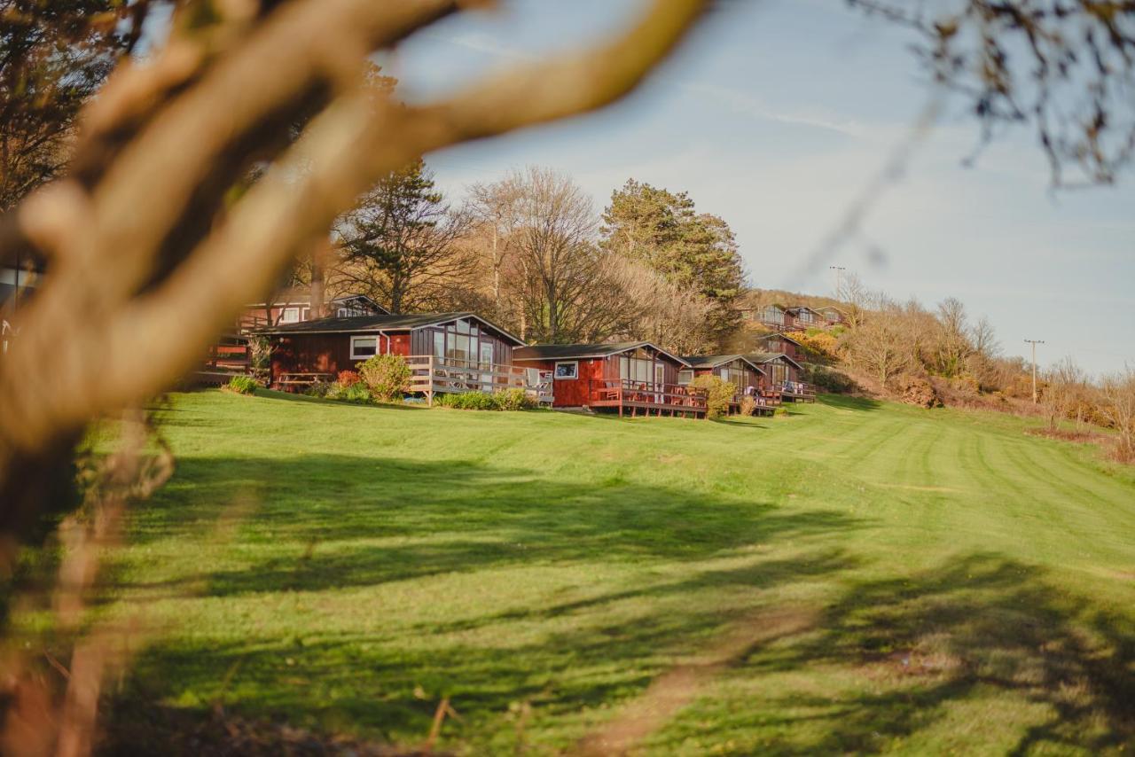 Timber Hill Self Catering Cedar Lodges Broad Haven Εξωτερικό φωτογραφία