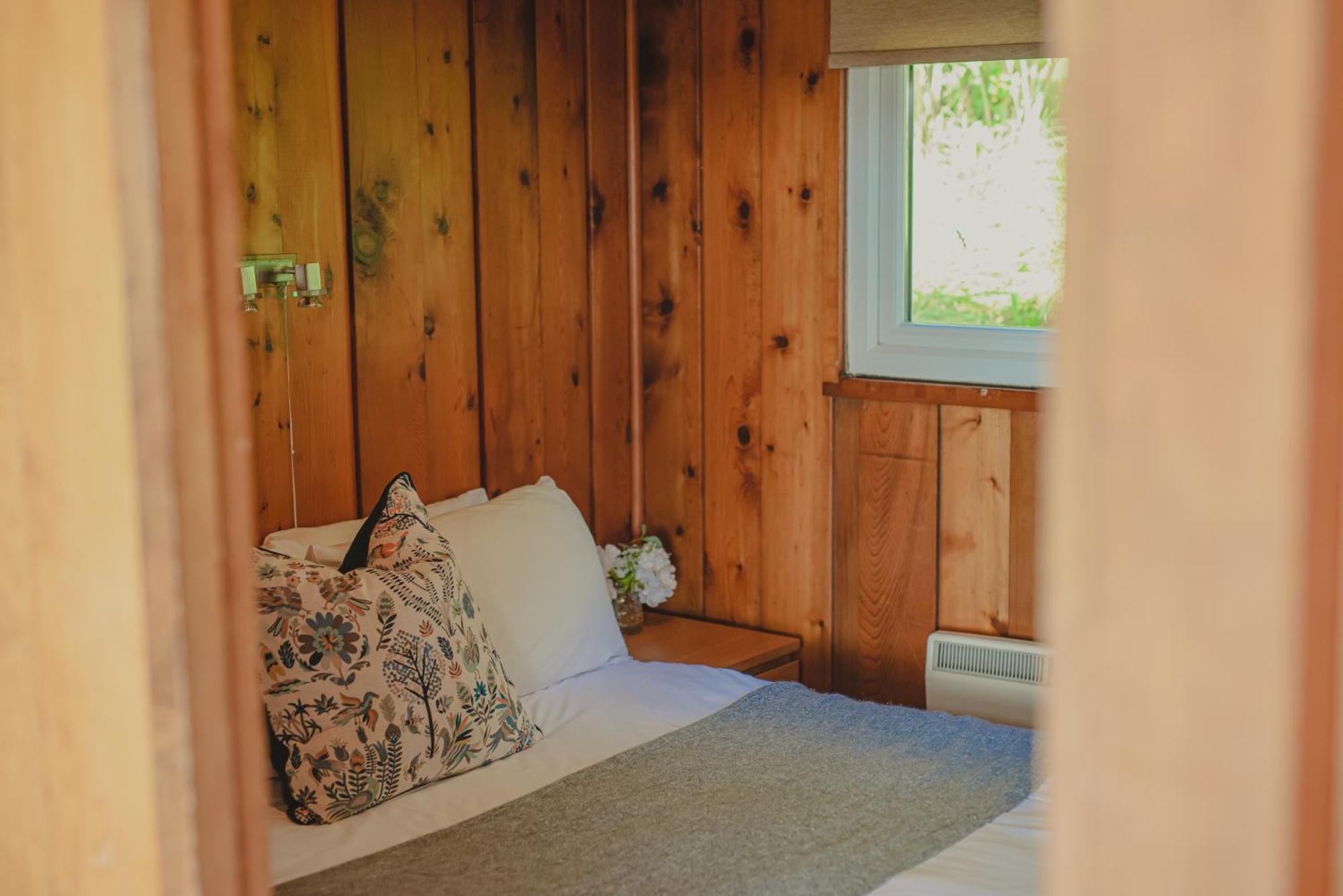 Timber Hill Self Catering Cedar Lodges Broad Haven Εξωτερικό φωτογραφία