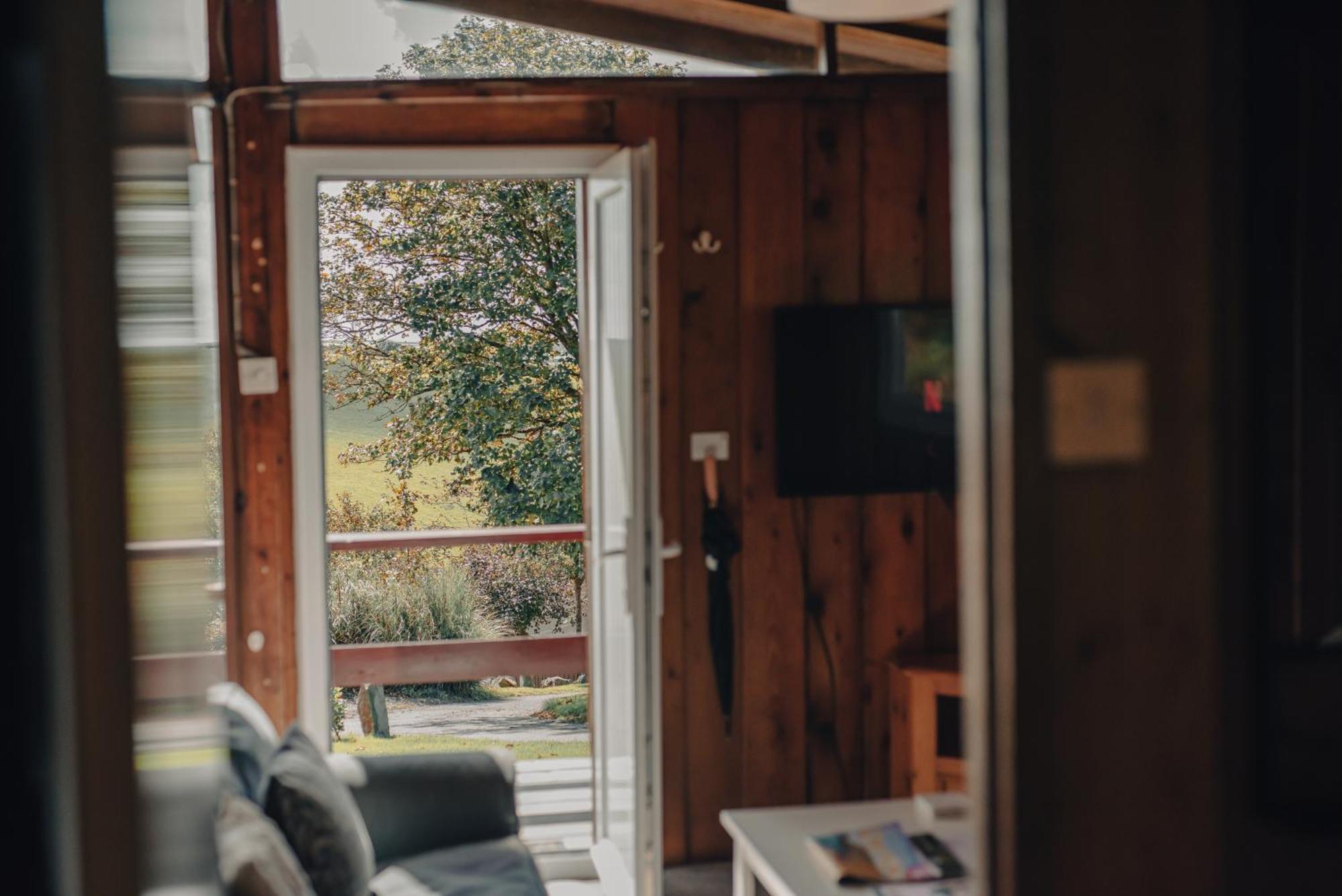 Timber Hill Self Catering Cedar Lodges Broad Haven Εξωτερικό φωτογραφία