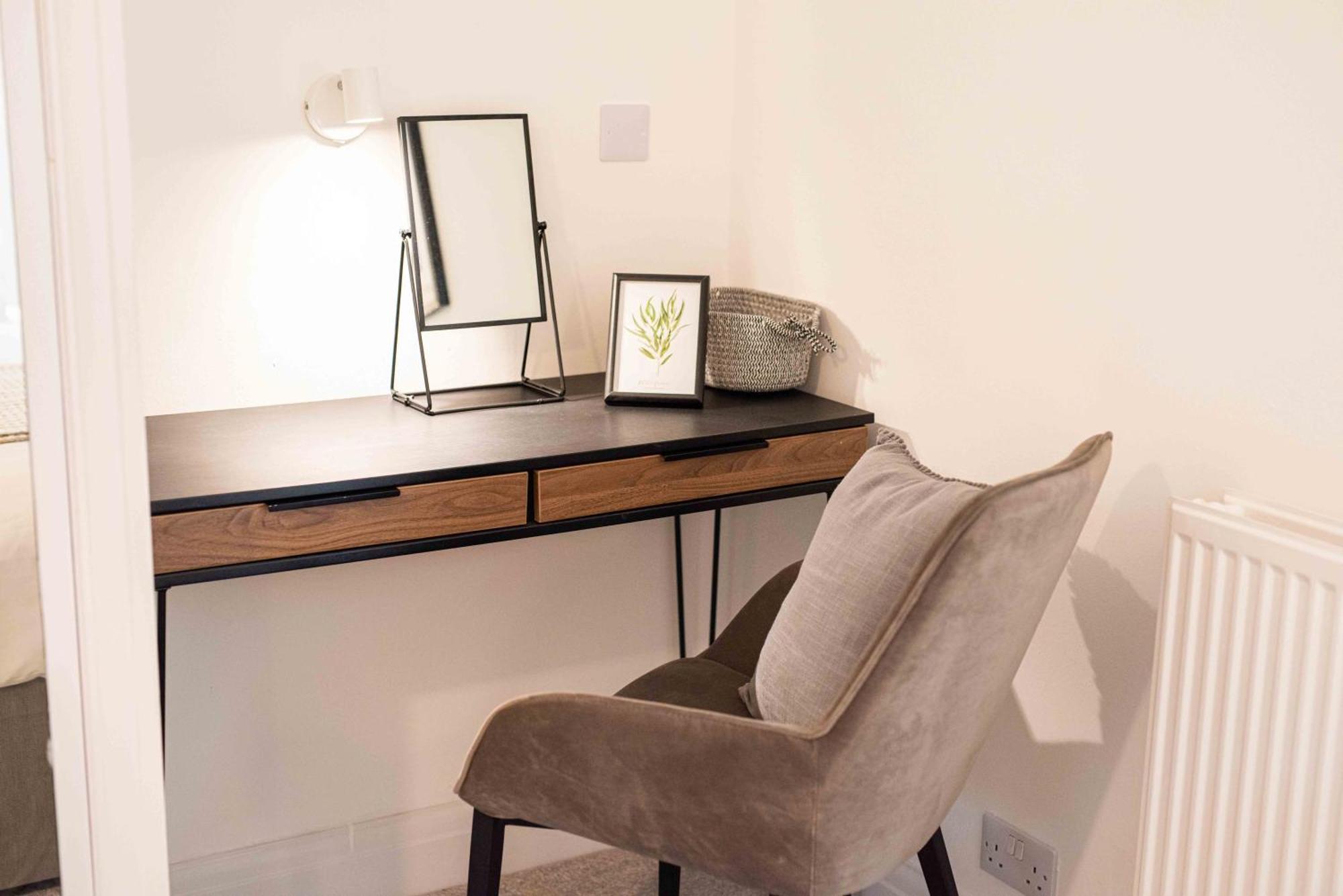 Timber Hill Self Catering Cedar Lodges Broad Haven Δωμάτιο φωτογραφία